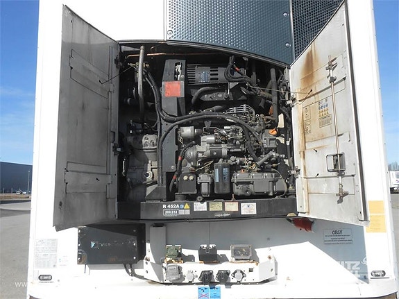 Schmitz Cargobull Reefer Standard Taillift 12 of 13