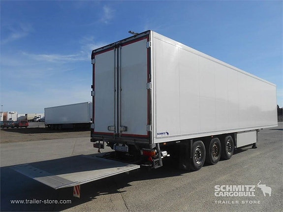 Schmitz Cargobull Reefer Standard Taillift 10 of 13