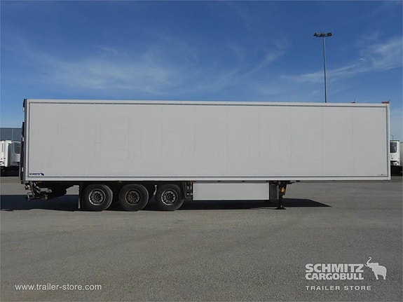 Schmitz Cargobull Reefer Standard Taillift 9 of 13