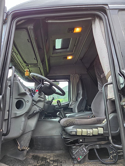 Scania 144 13 of 21