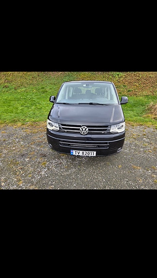 Volkswagen Caravelle 3 of 5