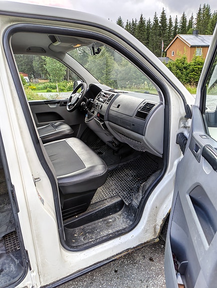 Volkswagen Transporter 6 of 13
