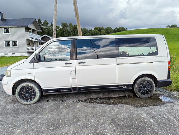 Volkswagen Transporter 3 of 13