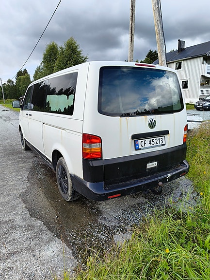 Volkswagen Transporter 4 of 13