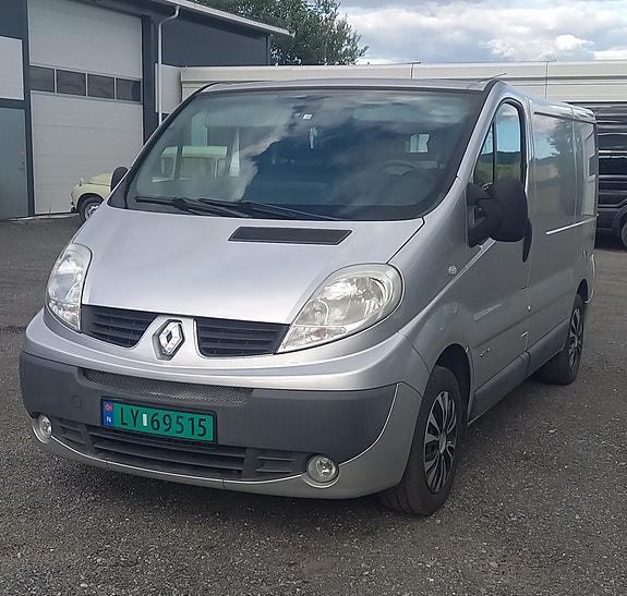 Renault Trafic 4 of 15