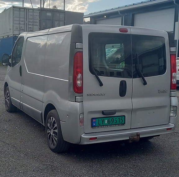 Renault Trafic 6 of 15