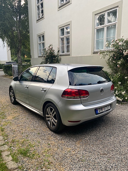 Volkswagen Golf VI 3 of 8
