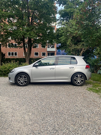 Volkswagen Golf VI 5 of 8