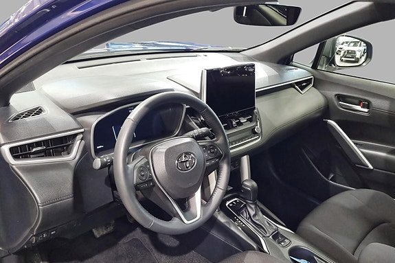 Toyota Corolla Cross 9 of 21