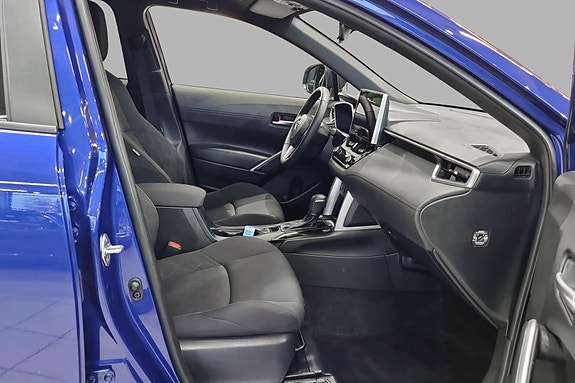 Toyota Corolla Cross 15 of 21