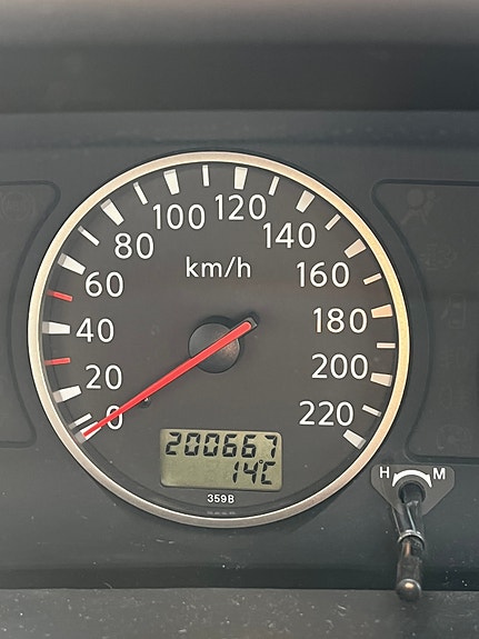 Nissan X-Trail 2 of 5