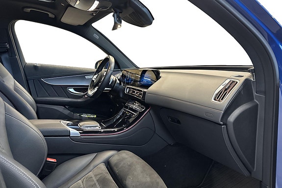 Mercedes-Benz EQC400 15 of 24