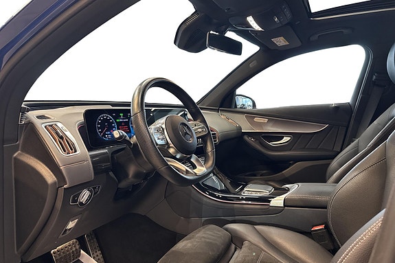 Mercedes-Benz EQC400 10 of 24