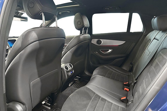 Mercedes-Benz EQC400 17 of 24