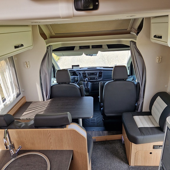 Sunlight Sunlight T690L - Automat - Queenbed- Senkeseng-Solcelle 230W-Vinterdekk-Ryggekamra- 23 mnd Garanti 16 of 30