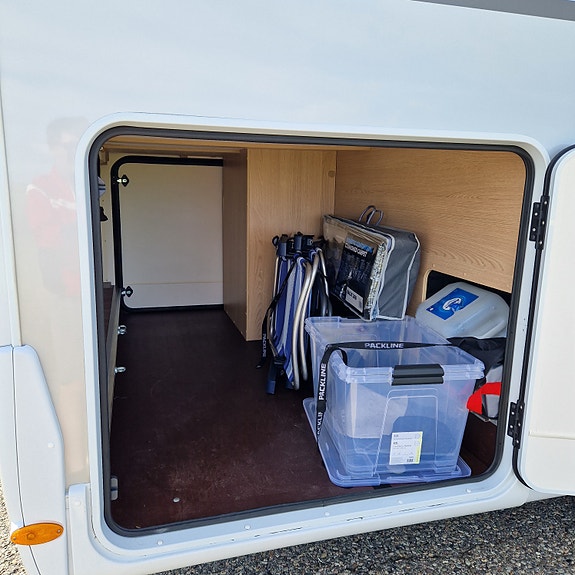 Sunlight Sunlight T690L - Automat - Queenbed- Senkeseng-Solcelle 230W-Vinterdekk-Ryggekamra- 23 mnd Garanti 7 of 30