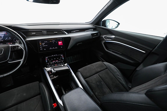 Audi e-tron Sportback 23 of 30