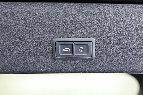 Audi e-tron Sportback 15 of 30