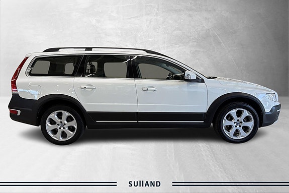 Volvo XC70 6 of 24