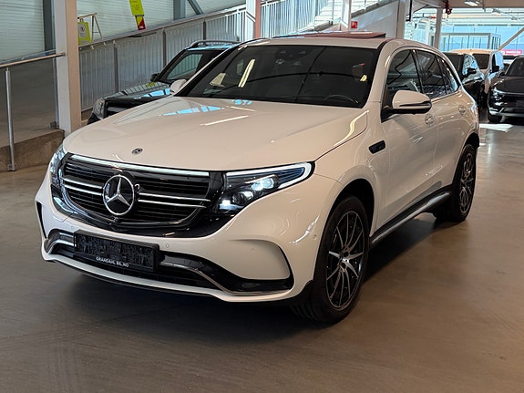 Mercedes-Benz EQC400 2 of 5