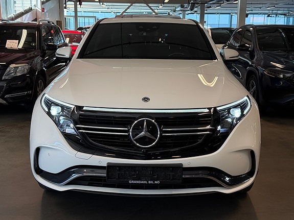 Mercedes-Benz EQC400 3 of 5