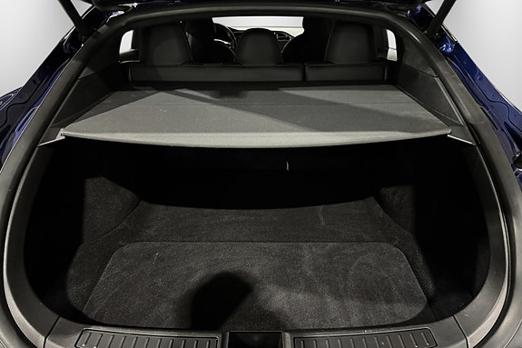 Tesla Model S 28 of 30