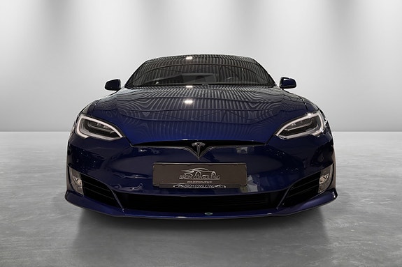 Tesla Model S 12 of 30