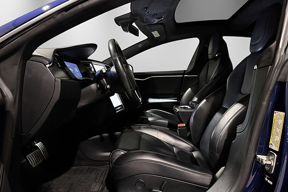 Tesla Model S 20 of 30