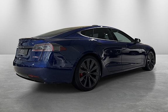 Tesla Model S 8 of 30