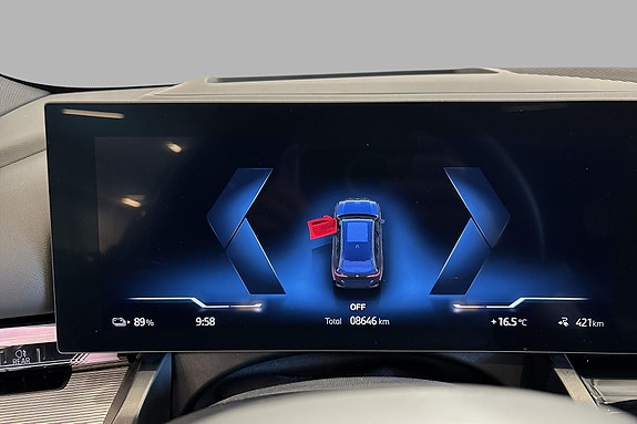 BMW i5 11 of 25