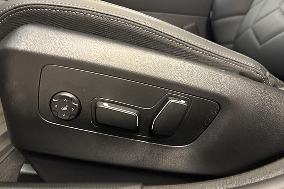 BMW i5 16 of 25