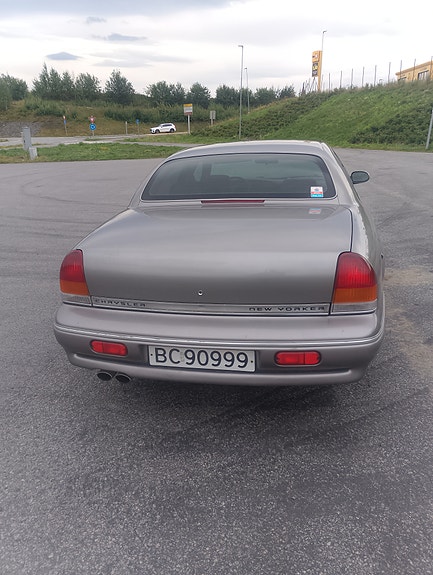Chrysler New Yorker 5 of 12