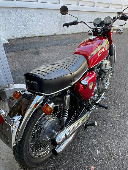 Honda CB750-4 KO 2 of 24