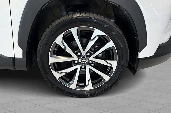 Toyota Corolla Cross 18 of 19
