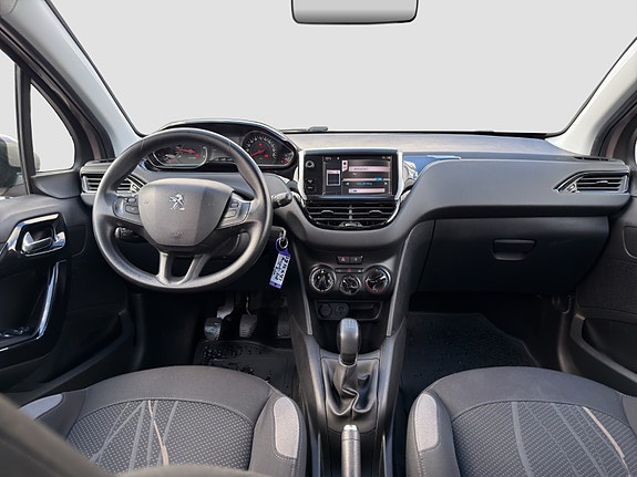 Peugeot 208 17 of 22