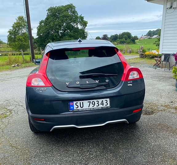 Volvo C30 3 of 8