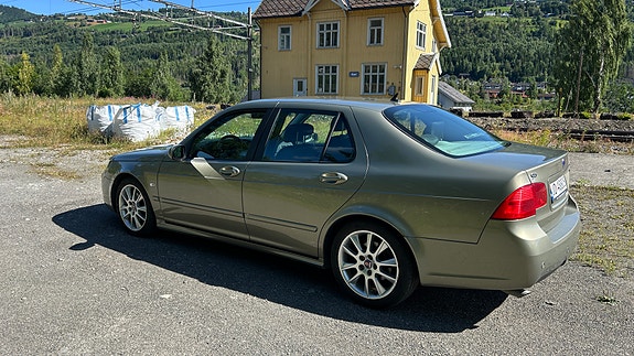 Saab 9-5 4 of 23