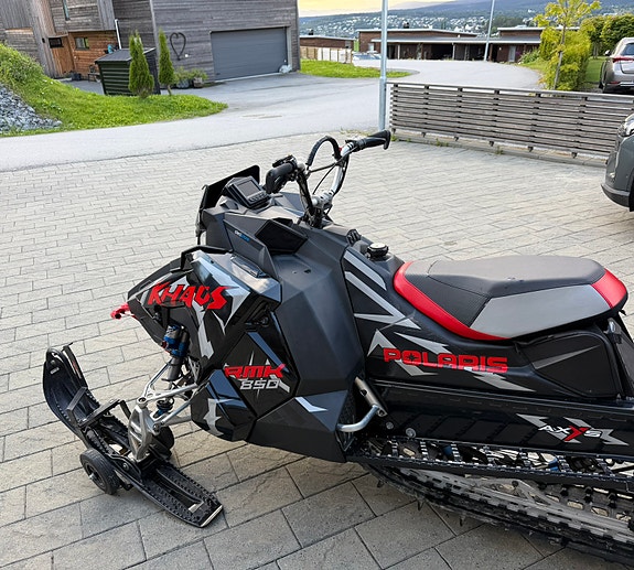 Polaris 850 RMK Khaos 8 of 8