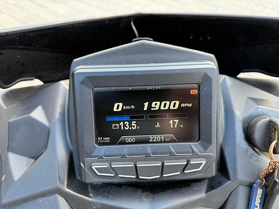 Polaris 850 RMK Khaos 5 of 8
