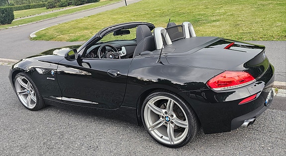 BMW Z4 3 of 5