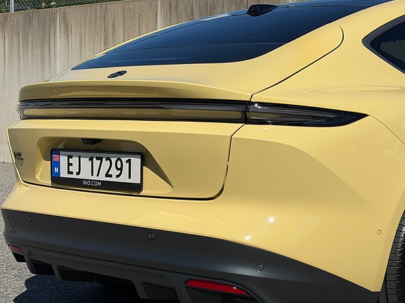 NIO ET5 11 of 30