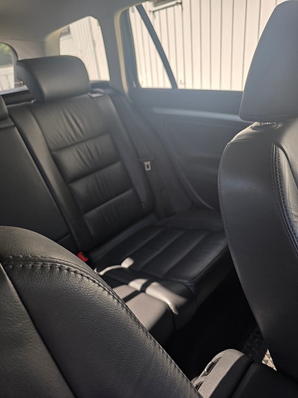 Volkswagen Golf V 8 of 10
