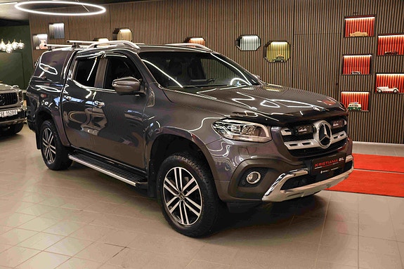 Mercedes-Benz X250 d 2 of 30