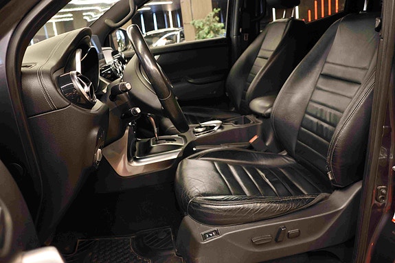 Mercedes-Benz X250 d 13 of 30