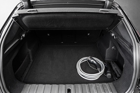 BMW iX2 28 of 30