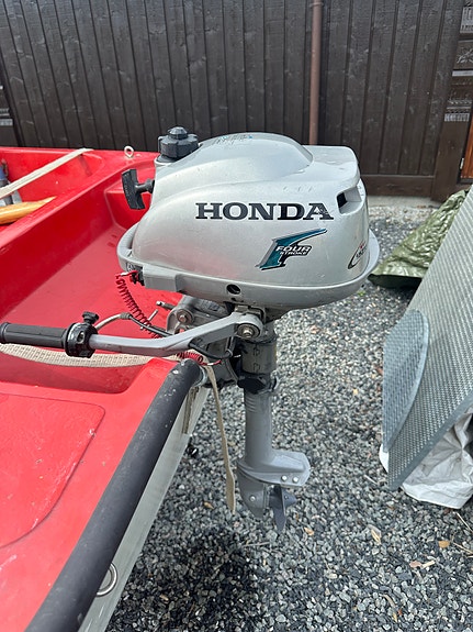 Båt med motor og henger leies ut 4 of 5
