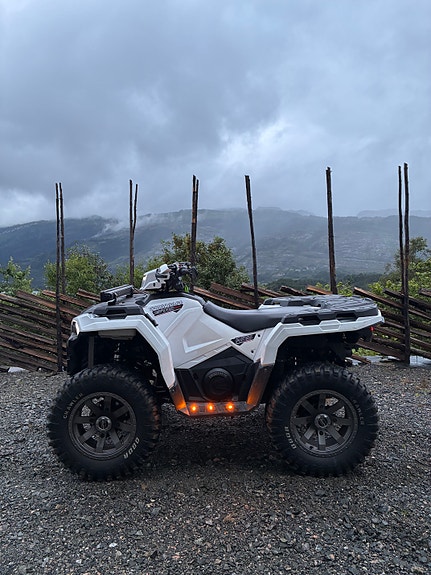 Polaris Sportsman 570 EPS 3 of 5