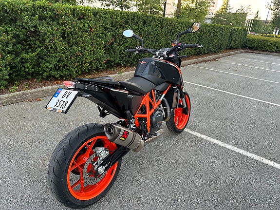 KTM 690 Duke R - A2 - Akrapovic - Tank og sidevesker 19 of 19
