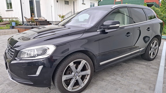 Volvo XC60 4 of 5