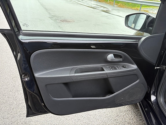 Seat Mii 9 of 30